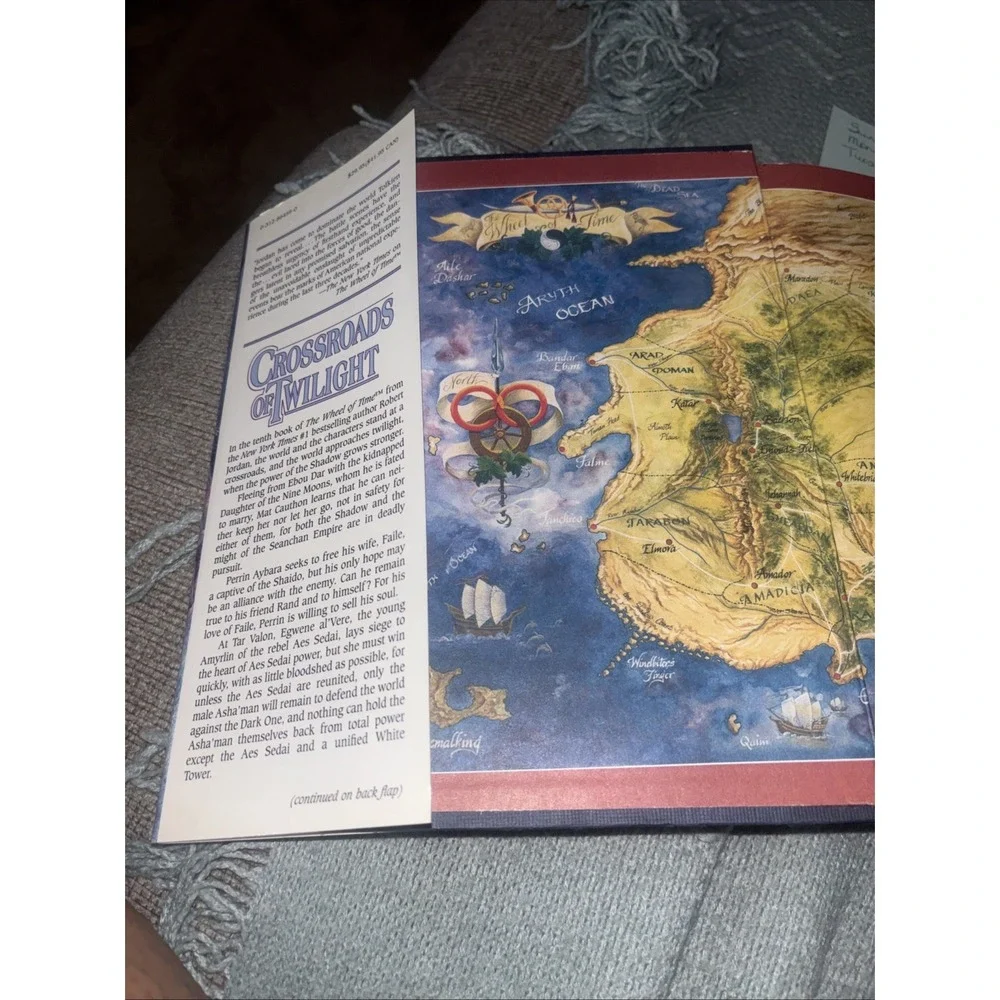 Robert Jordan, Crossroads of Twilight - Wheel of Time Hardcover Book, 1st Ed VG
